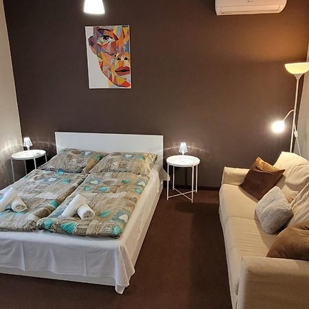 Doris Apartments Siófok Eksteriør bilde