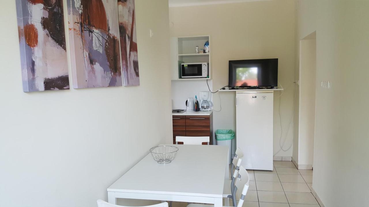Doris Apartments Siófok Eksteriør bilde